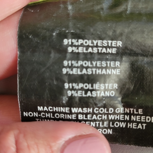 GRADE & GATHER SLEEVELESS BLOUSE - Picture 6 of 6